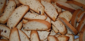 Tozzetti (biscotti) con il mosto