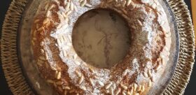 CIAMBELLA con CANDITI, UVETTA, PINOLI