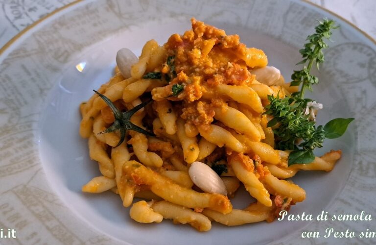 Pasta di semola di grano duro con Pesto simil-Trapanese